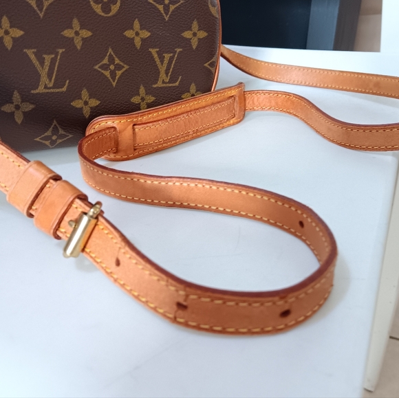 ✨️ Louis Vuitton EUC Blois Crossbody Bag Monogram Vintage 2003  ✨ - Picture 13 of 17